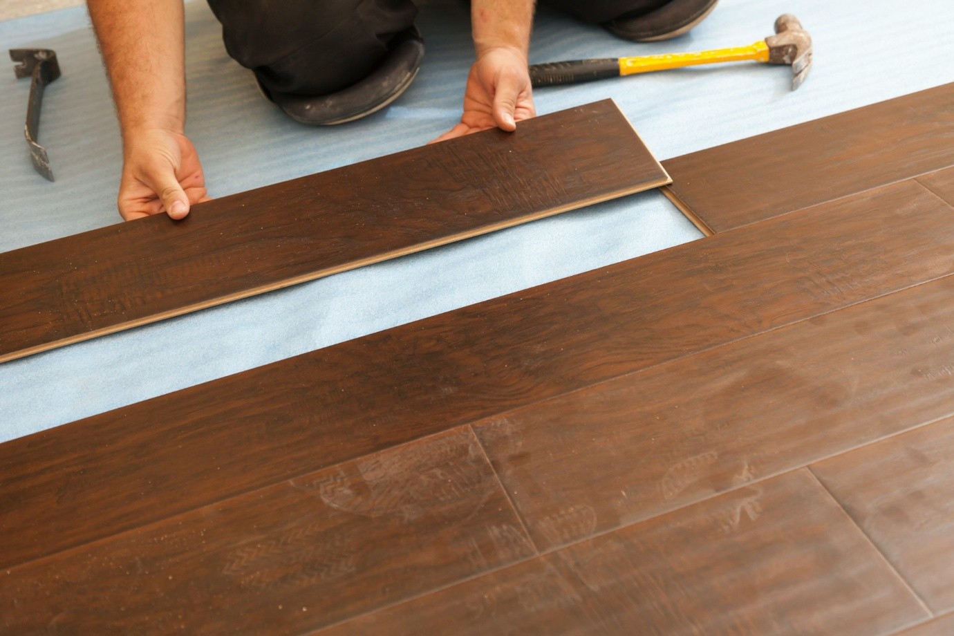 How Do You Choose the Right Flooring Store in Houston Texas for Your Project?